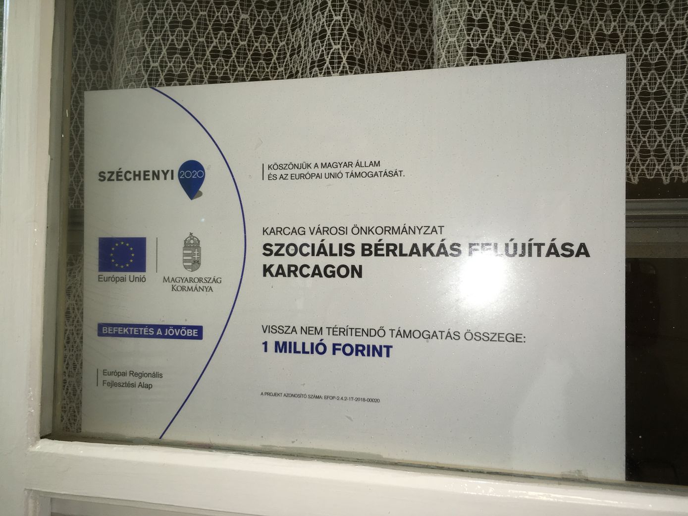 SzocilisLaksFeljjts