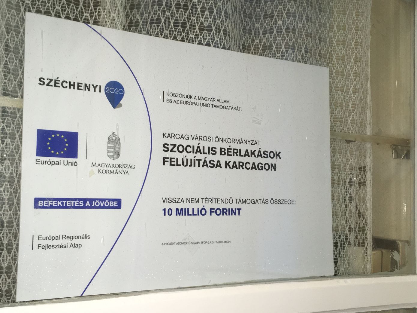 SzocilisLaksFeljjts