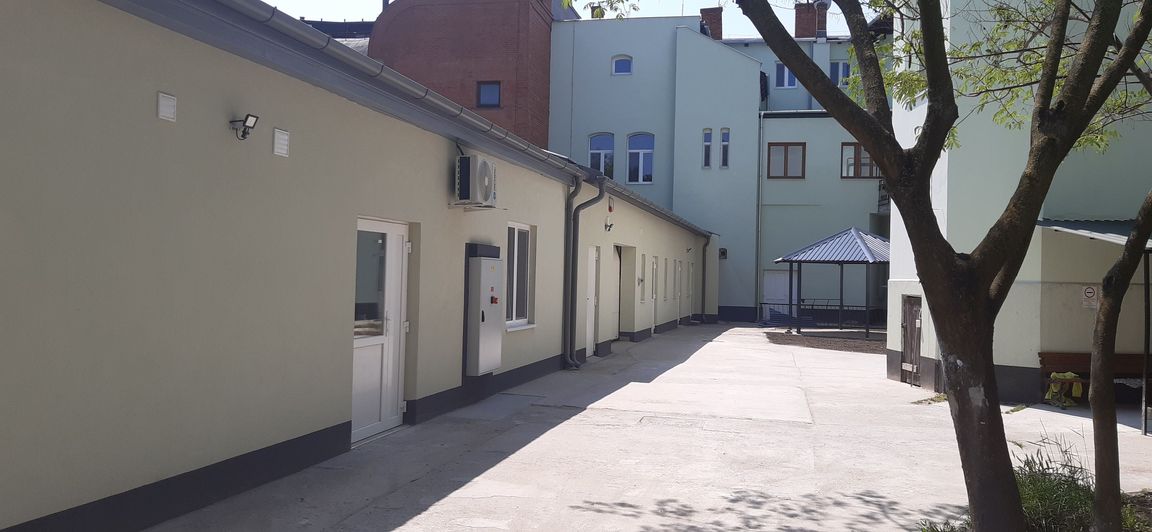 Idsek Otthona konyhjnak feljtsa