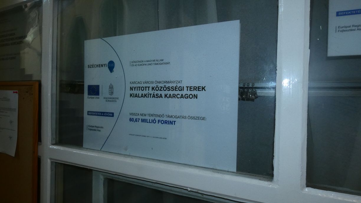 nyitott Kzssgi Terek - Karcag