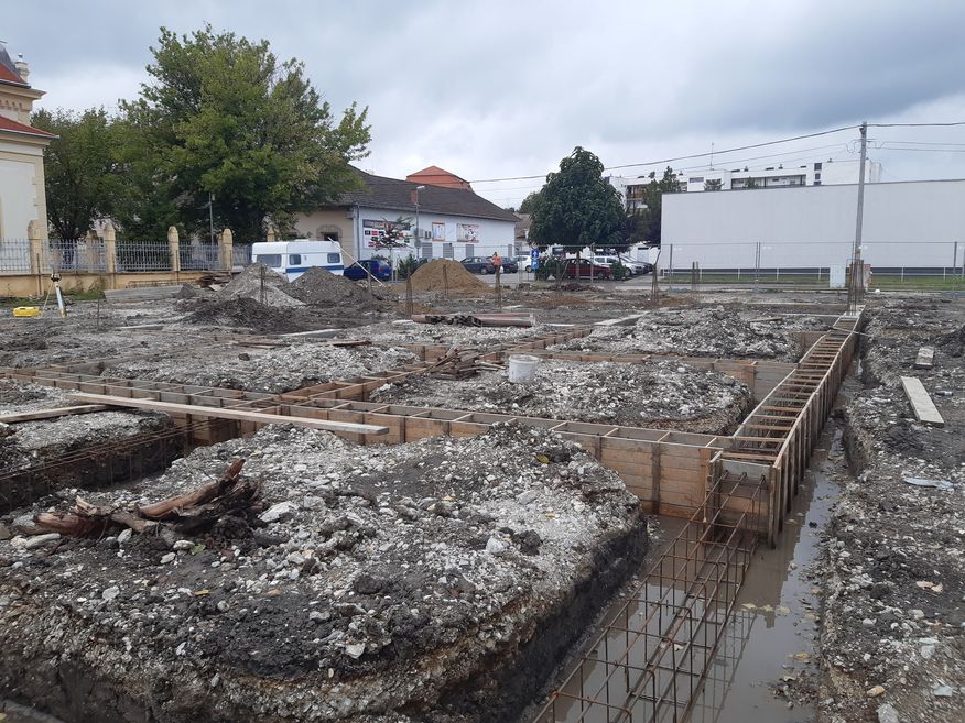 Karcagi Termkek Piaca
