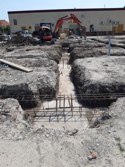 Karcagi Termkek Piaca
