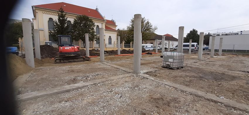 Karcagi Termkek Piaca