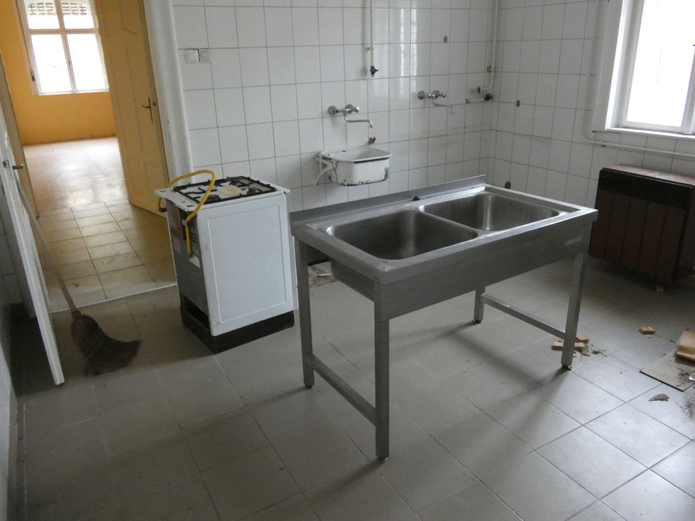 Kinizsi Utcai �voda fel�j�t�sa