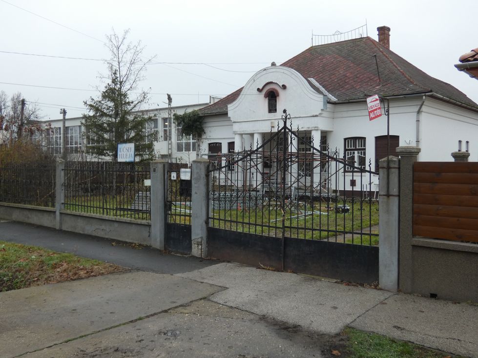 Kinizsi Utcai �voda fel�j�t�sa