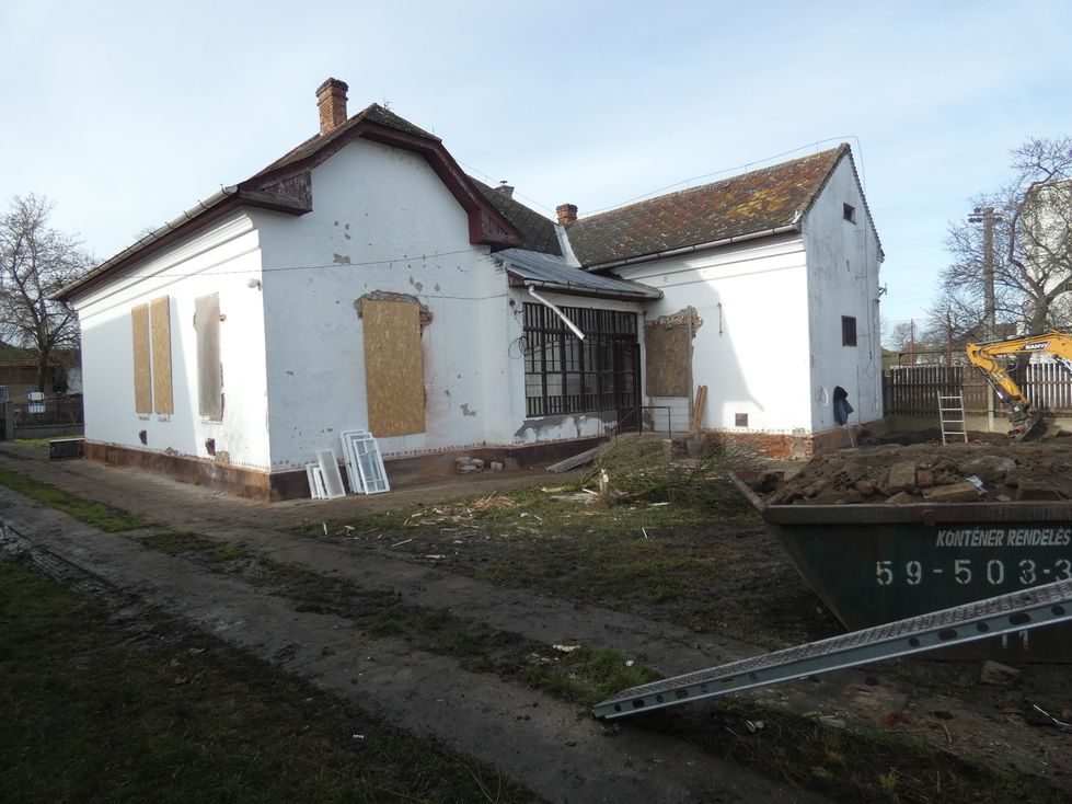 Kinizsi Utcai �voda fel�j�t�sa