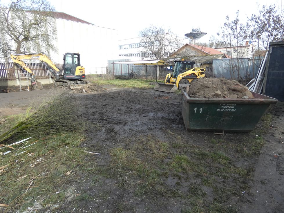 Kinizsi Utcai �voda fel�j�t�sa