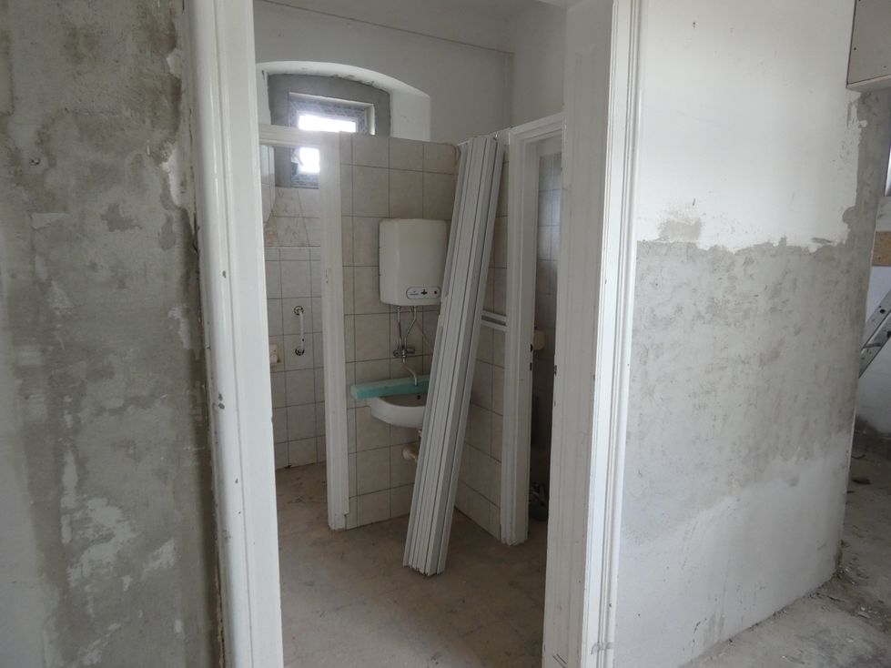 Kinizsi Utcai �voda fel�j�t�sa