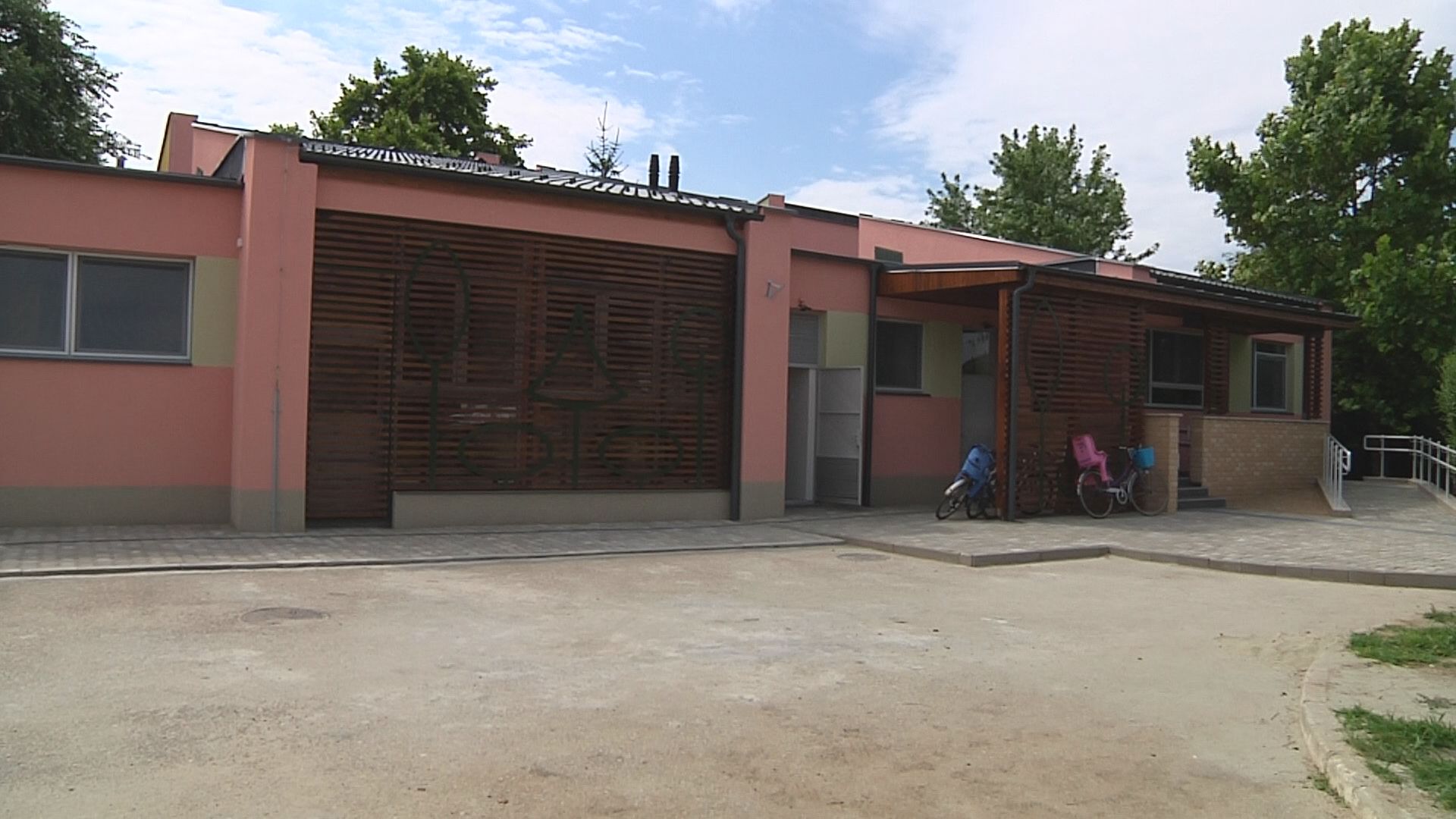 Zldfa ti voda feljts